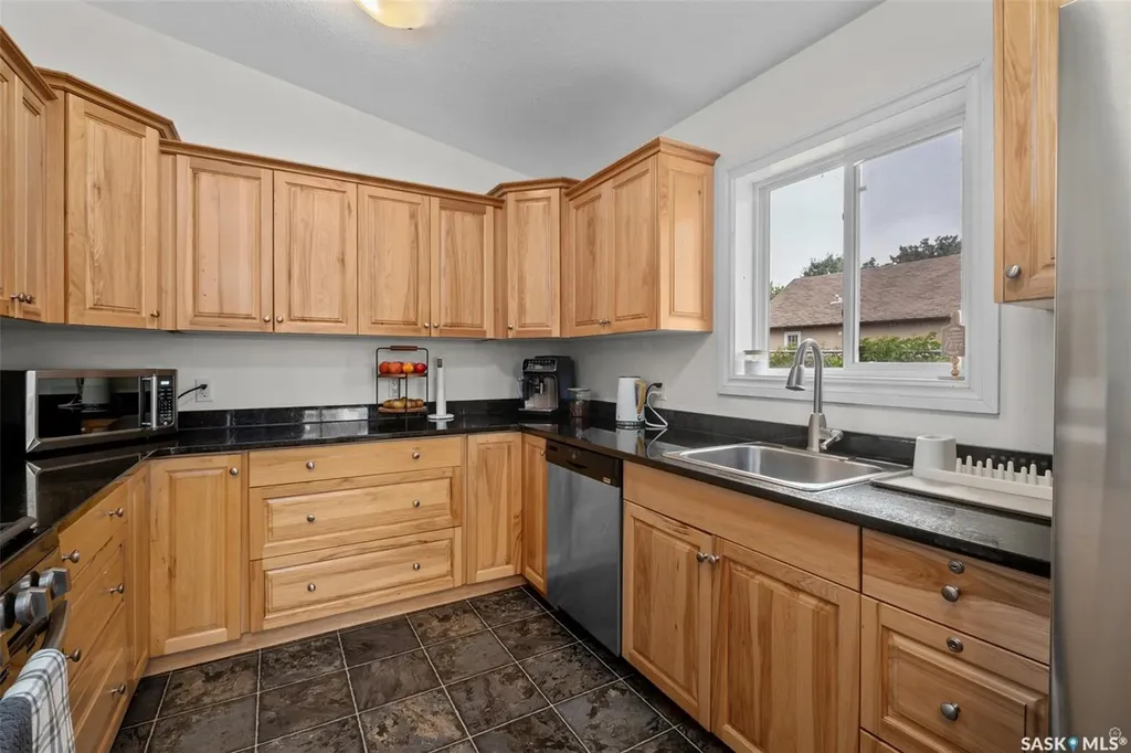 1255 18th Street W Prince Albert SK S6V 4B6