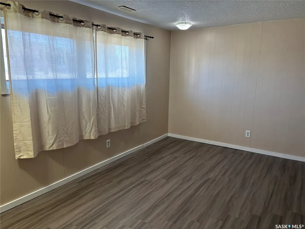 201 Lister Kaye Crescent Swift Current SK S9H 4J6