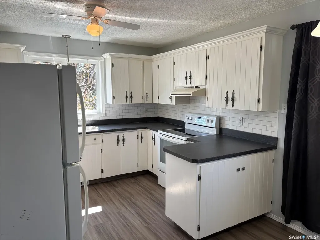 201 Lister Kaye Crescent Swift Current SK S9H 4J6