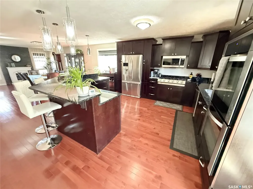 787 Brimacombe Drive Weyburn SK S4H 2P7