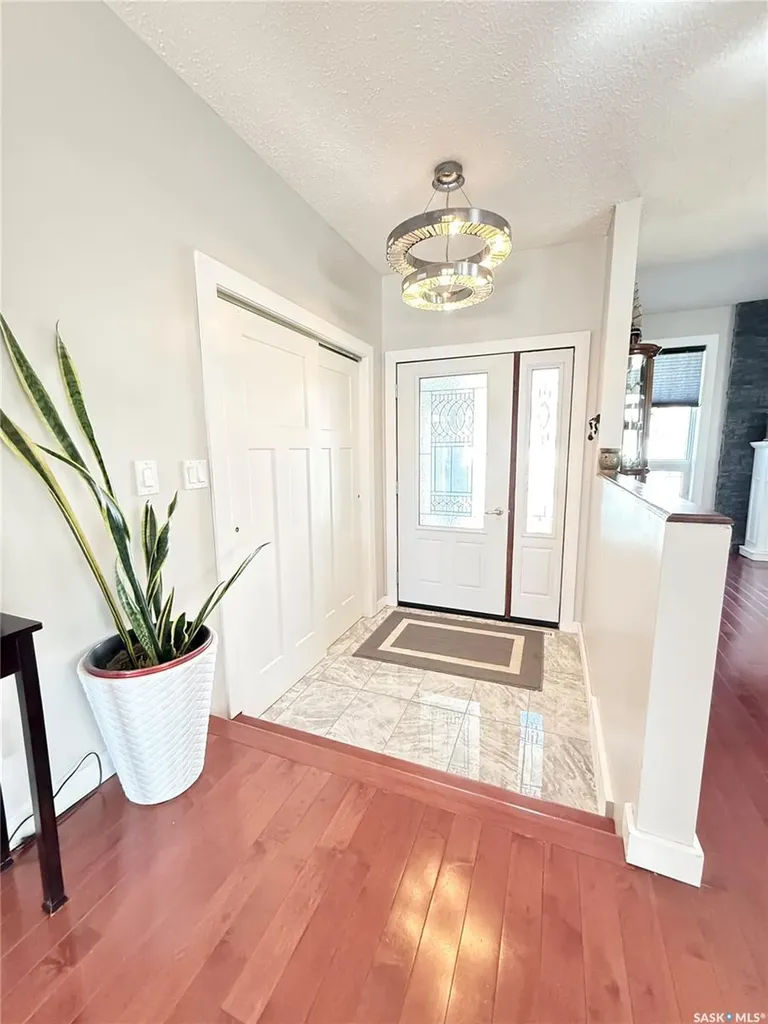 787 Brimacombe Drive Weyburn SK S4H 2P7