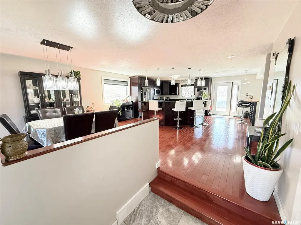 787 Brimacombe Drive Weyburn SK S4H 2P7