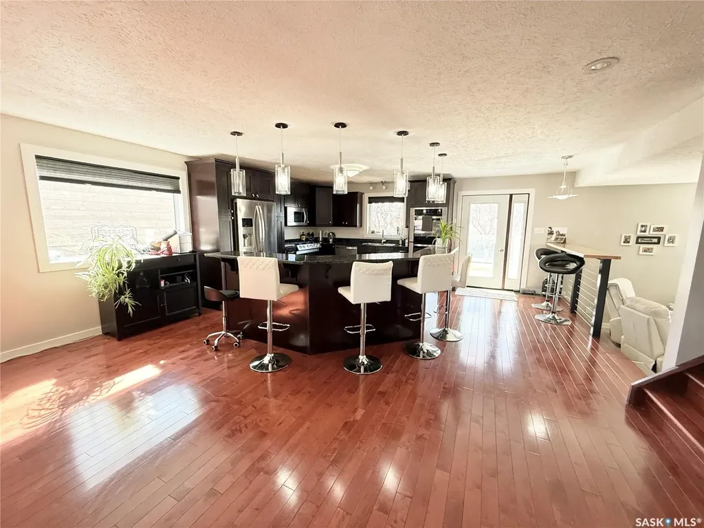 787 Brimacombe Drive Weyburn SK S4H 2P7