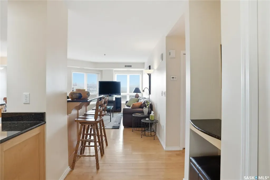 902 Spadina Crescent E Saskatoon SK S7K 0G8