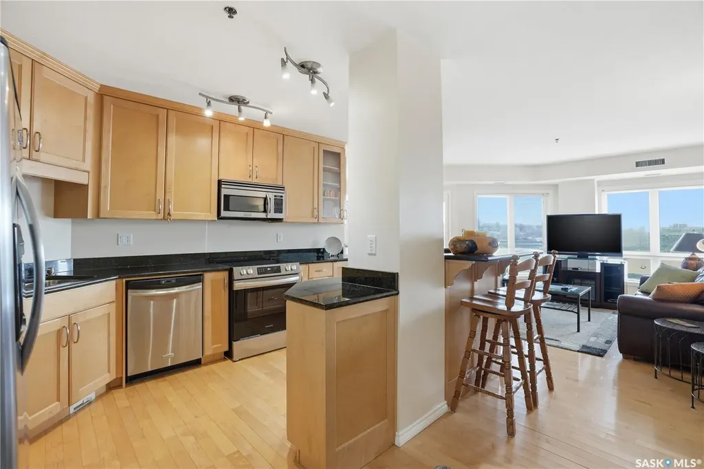 902 Spadina Crescent E Saskatoon SK S7K 0G8