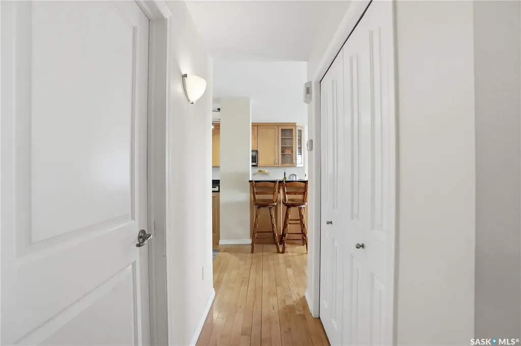 902 Spadina Crescent E Saskatoon SK S7K 0G8