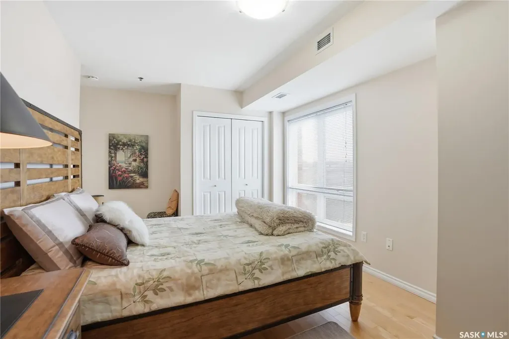 902 Spadina Crescent E Saskatoon SK S7K 0G8