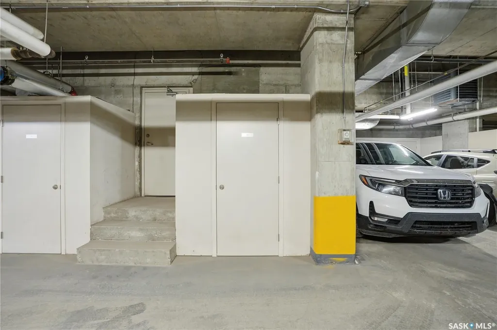 902 Spadina Crescent E Saskatoon SK S7K 0G8