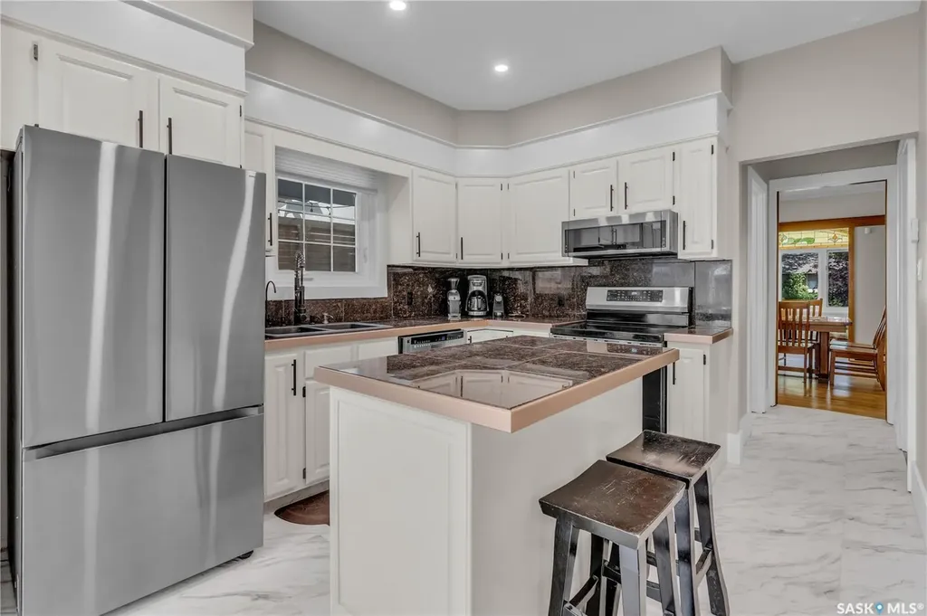 3120 Rae Street Regina SK S4S 1S1