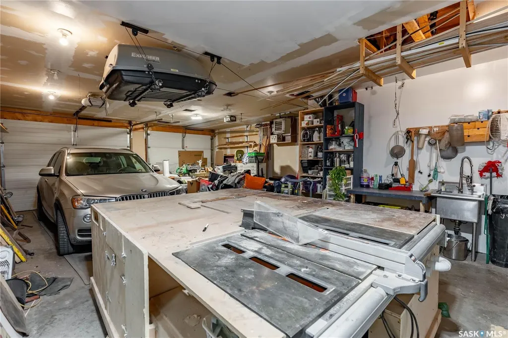 3120 Rae Street Regina SK S4S 1S1