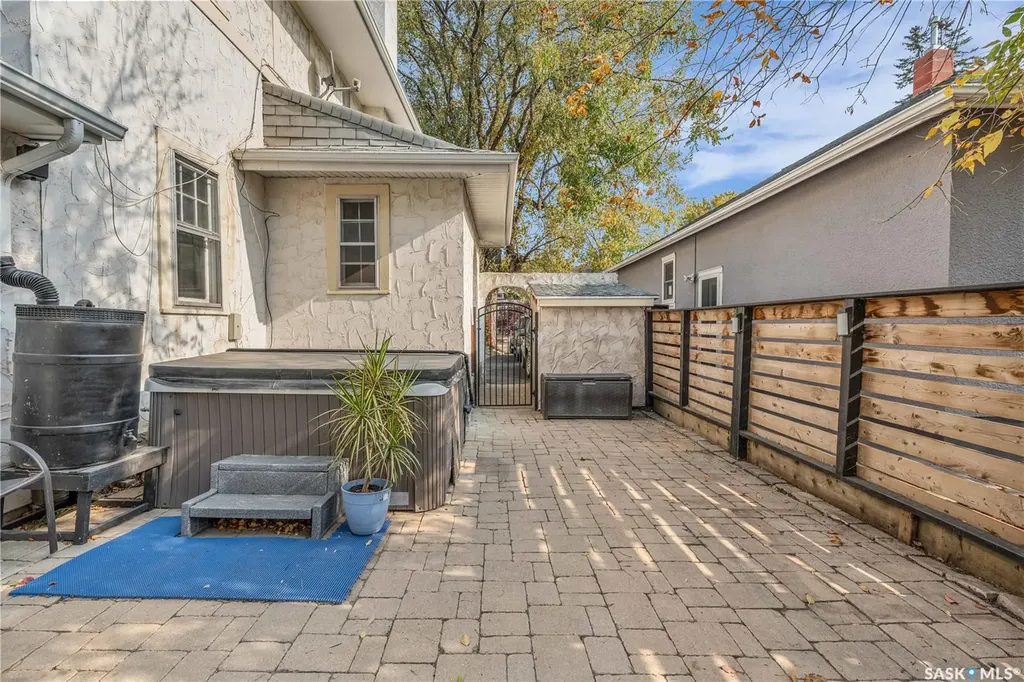 3120 Rae Street Regina SK S4S 1S1