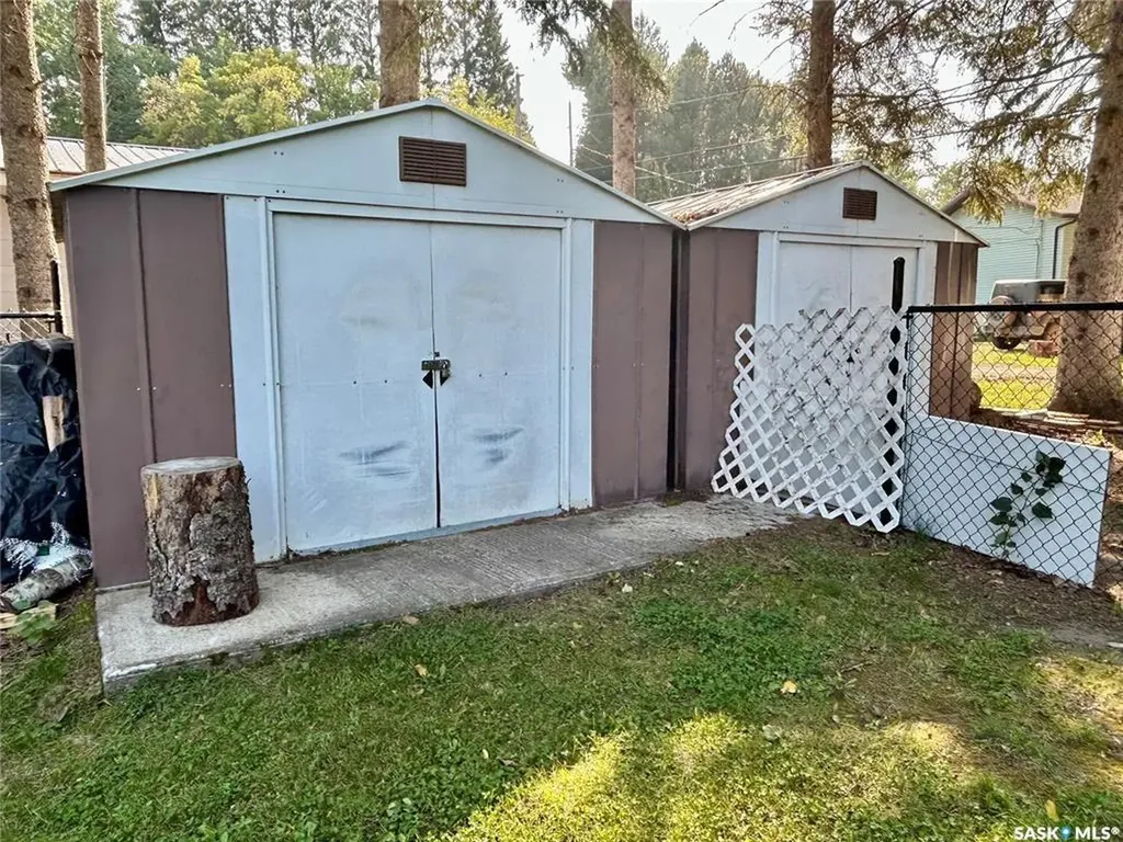 116 6th Street E Nipawin SK S0E 1E0