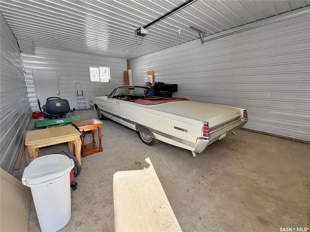 414 Lake Street Esterhazy SK S0A 0X0