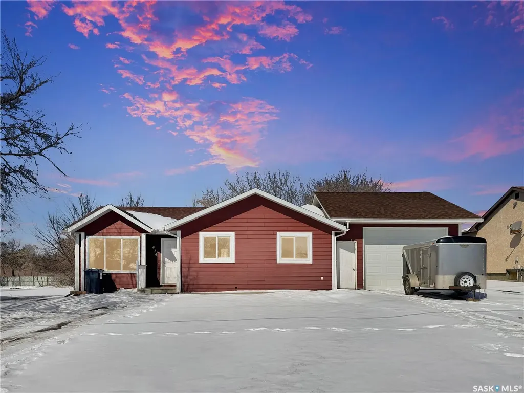 414 Lake Street Esterhazy SK S0A 0X0