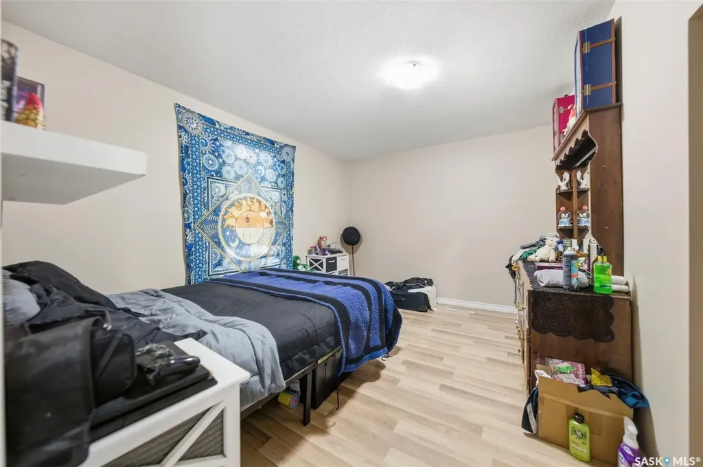 1121 108th Street North Battleford SK S9A 2B1