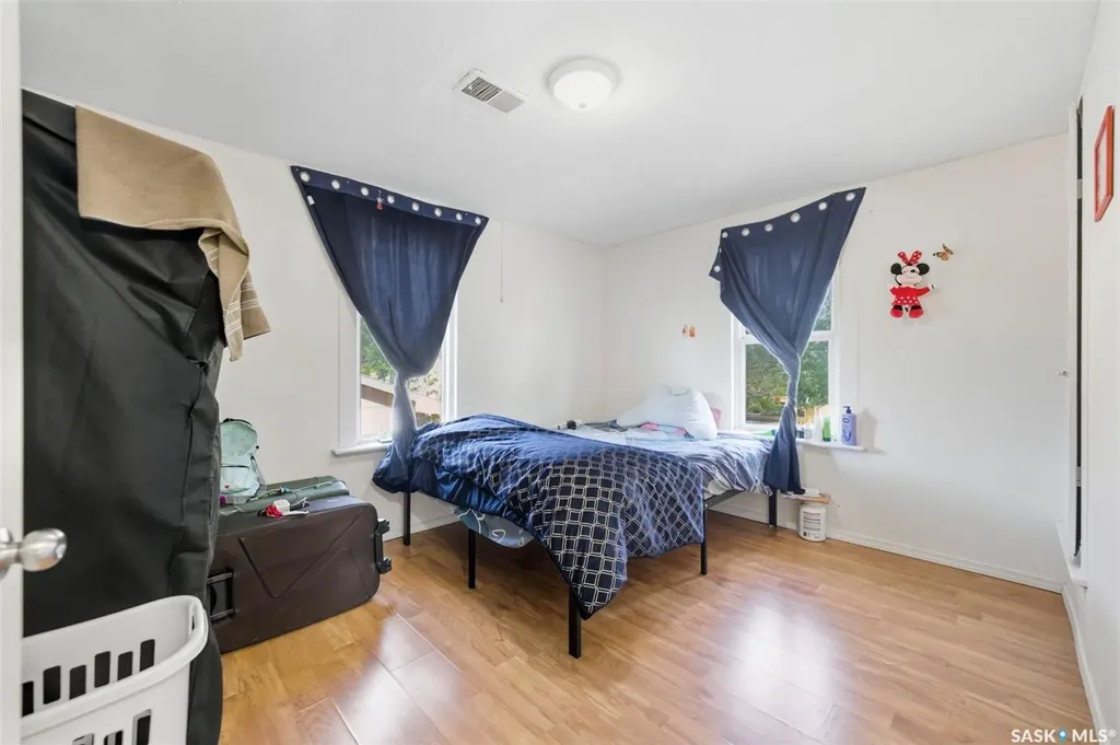 1121 108th Street North Battleford SK S9A 2B1