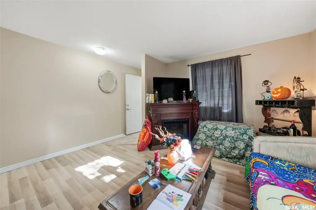 1121 108th Street North Battleford SK S9A 2B1