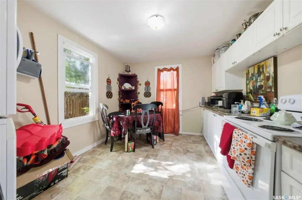 1121 108th Street North Battleford SK S9A 2B1