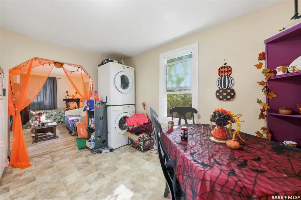 1121 108th Street North Battleford SK S9A 2B1
