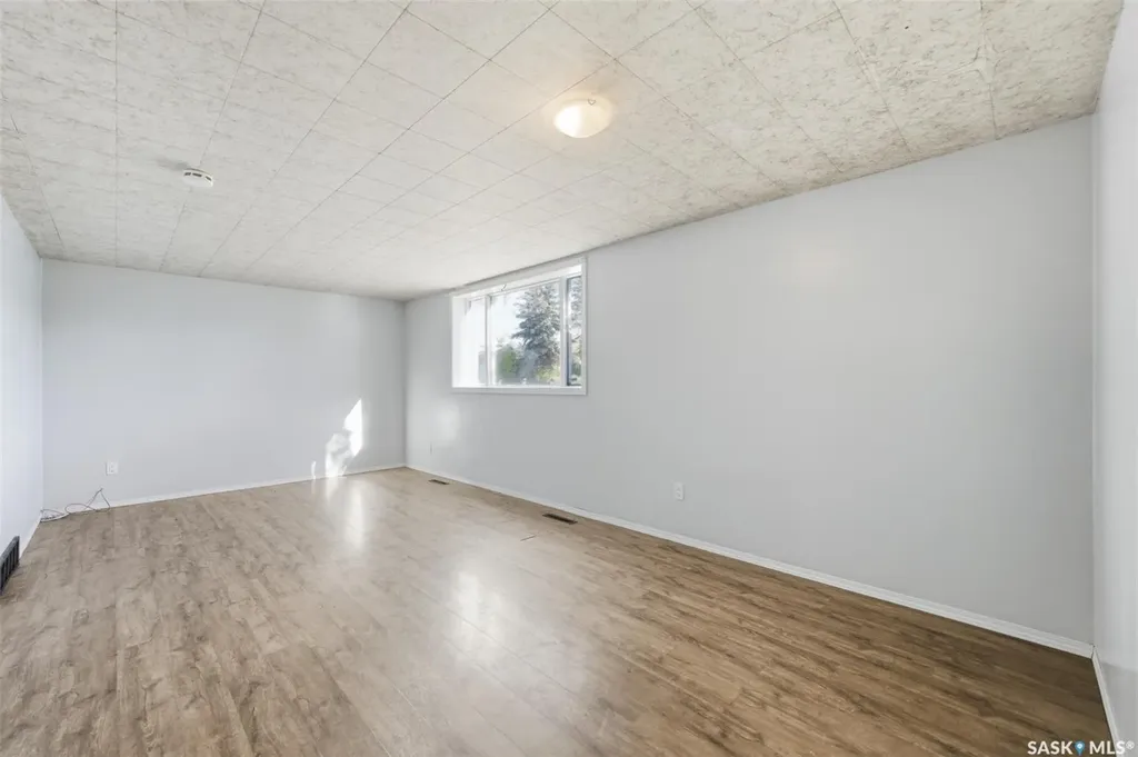 1051 109th Street North Battleford SK S9A 2E3
