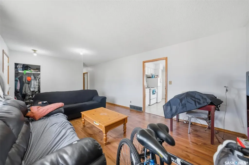 1051 109th Street North Battleford SK S9A 2E3
