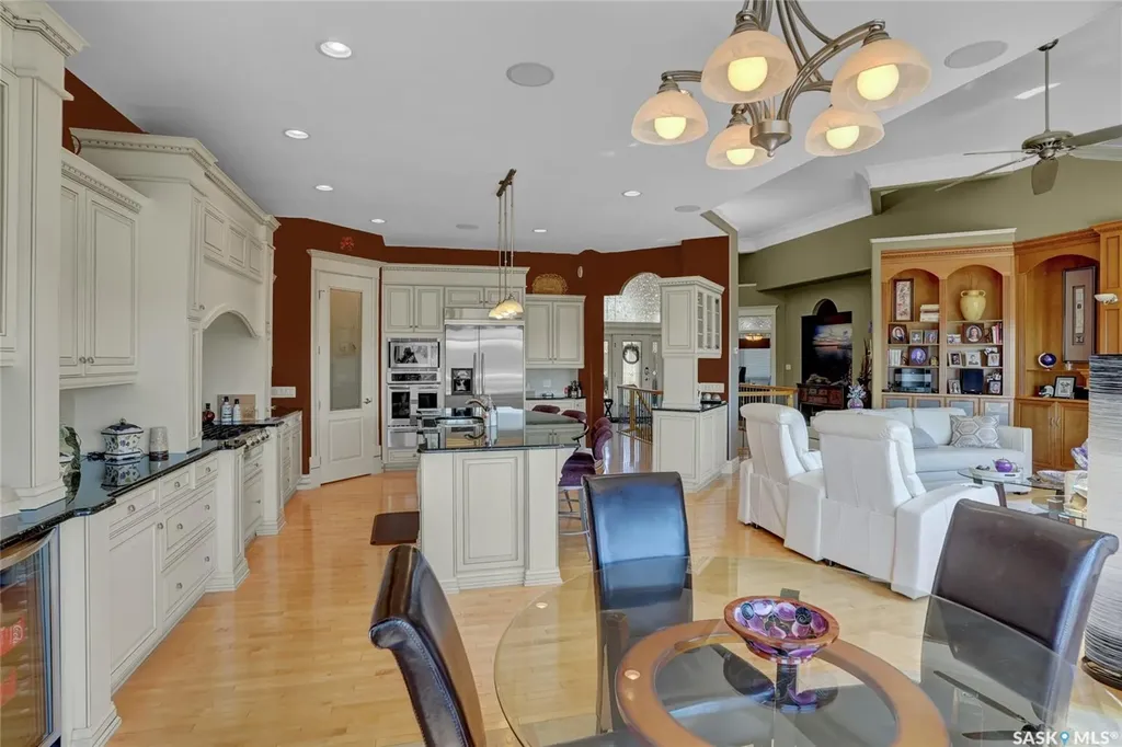 1453 Normandy Drive Moose Jaw SK S6H 6P1