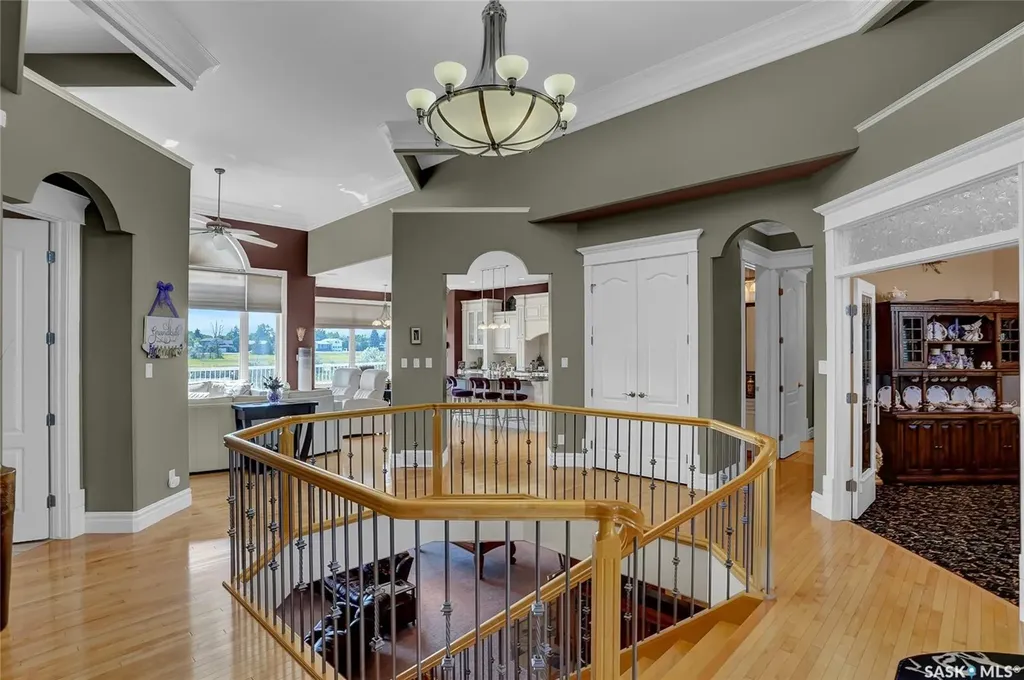 1453 Normandy Drive Moose Jaw SK S6H 6P1