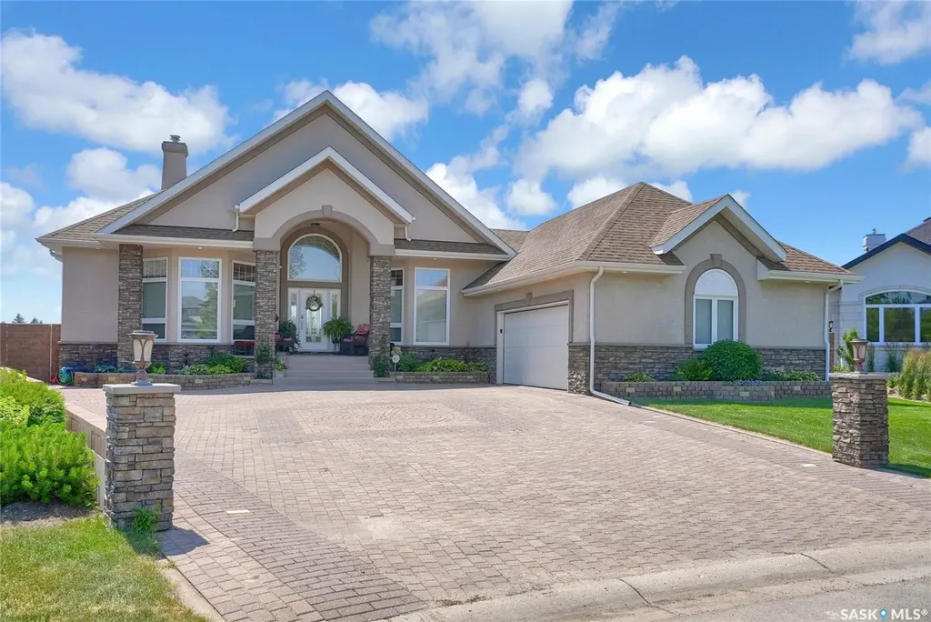 1453 Normandy Drive Moose Jaw SK S6H 6P1