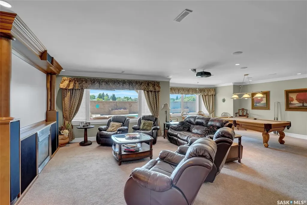 1453 Normandy Drive Moose Jaw SK S6H 6P1
