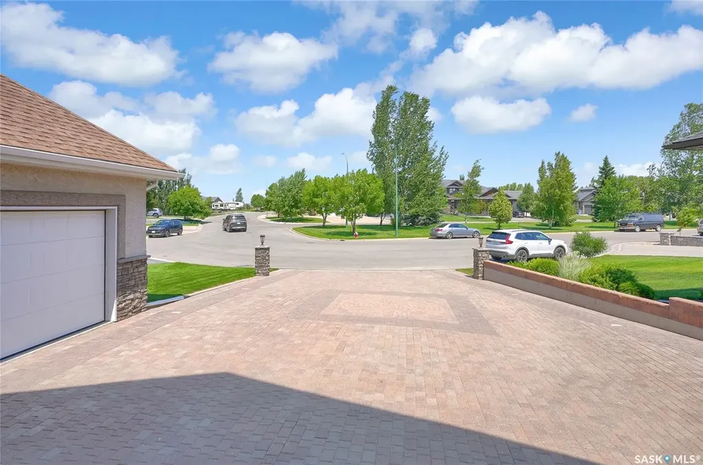 1453 Normandy Drive Moose Jaw SK S6H 6P1