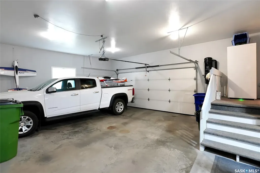 1453 Normandy Drive Moose Jaw SK S6H 6P1