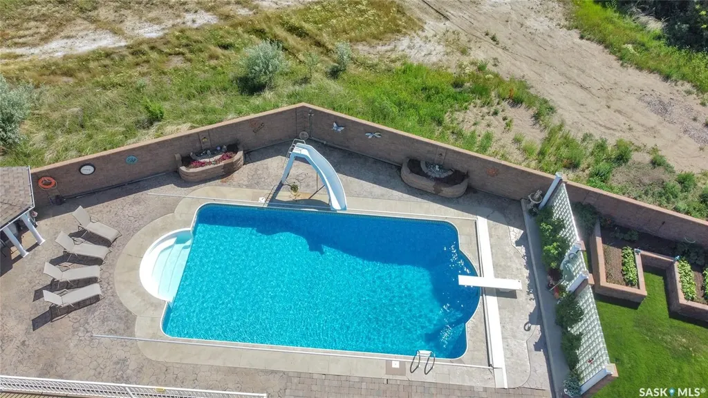 1453 Normandy Drive Moose Jaw SK S6H 6P1