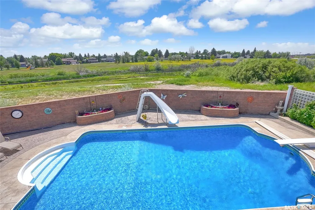 1453 Normandy Drive Moose Jaw SK S6H 6P1