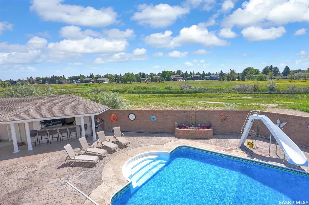 1453 Normandy Drive Moose Jaw SK S6H 6P1