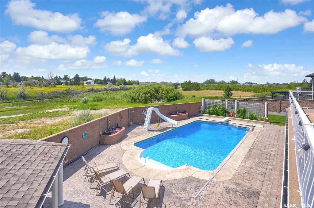 1453 Normandy Drive Moose Jaw SK S6H 6P1