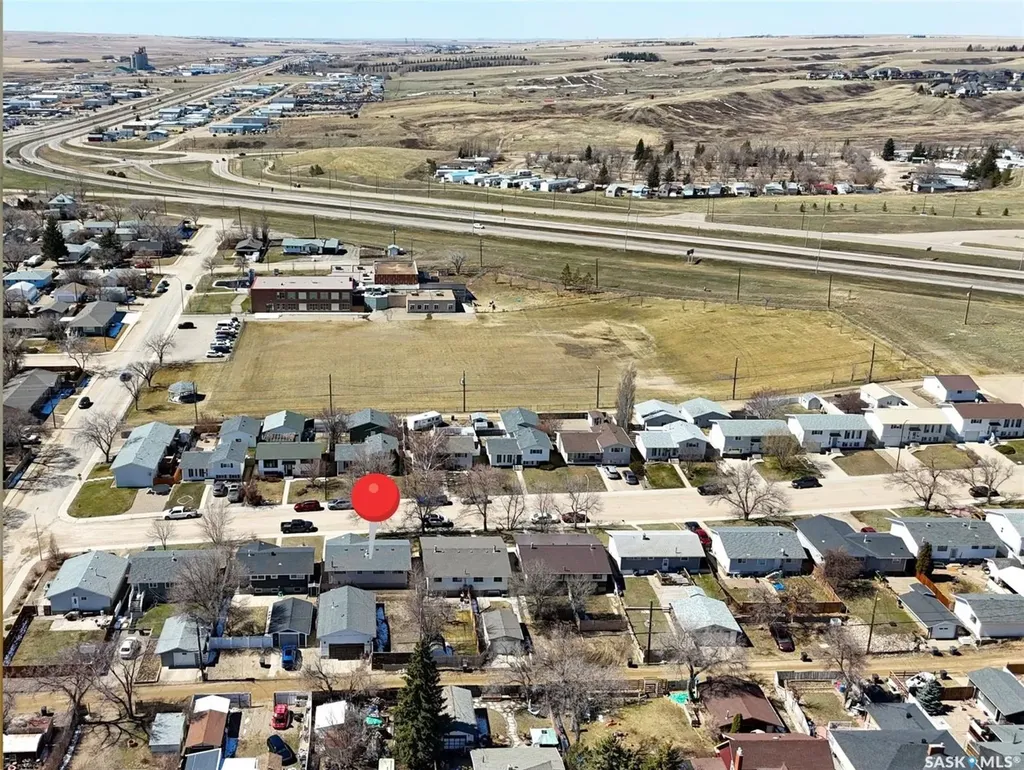 525 6th Avenue NW Swift Current SK S9H 0Y4