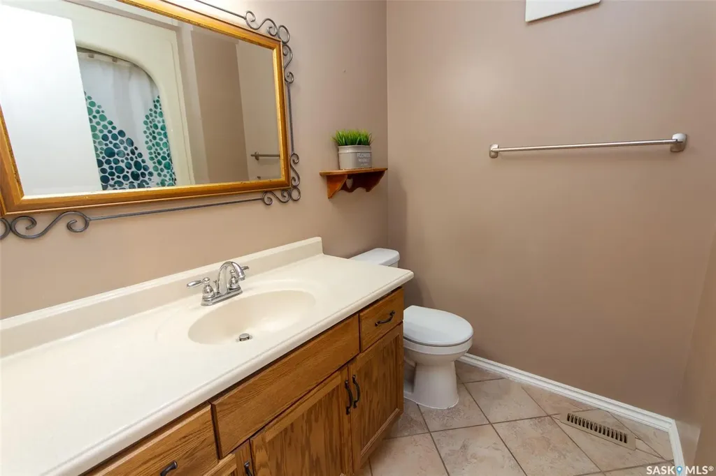 10314 Bunce Crescent North Battleford SK S9A 3Y4