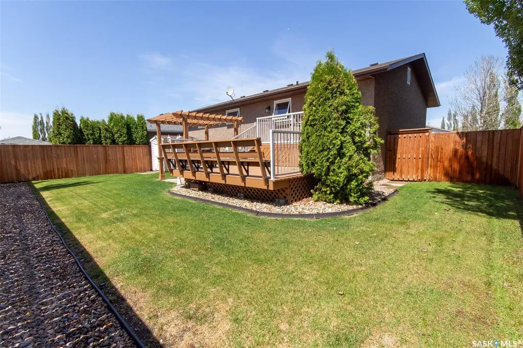 10314 Bunce Crescent North Battleford SK S9A 3Y4