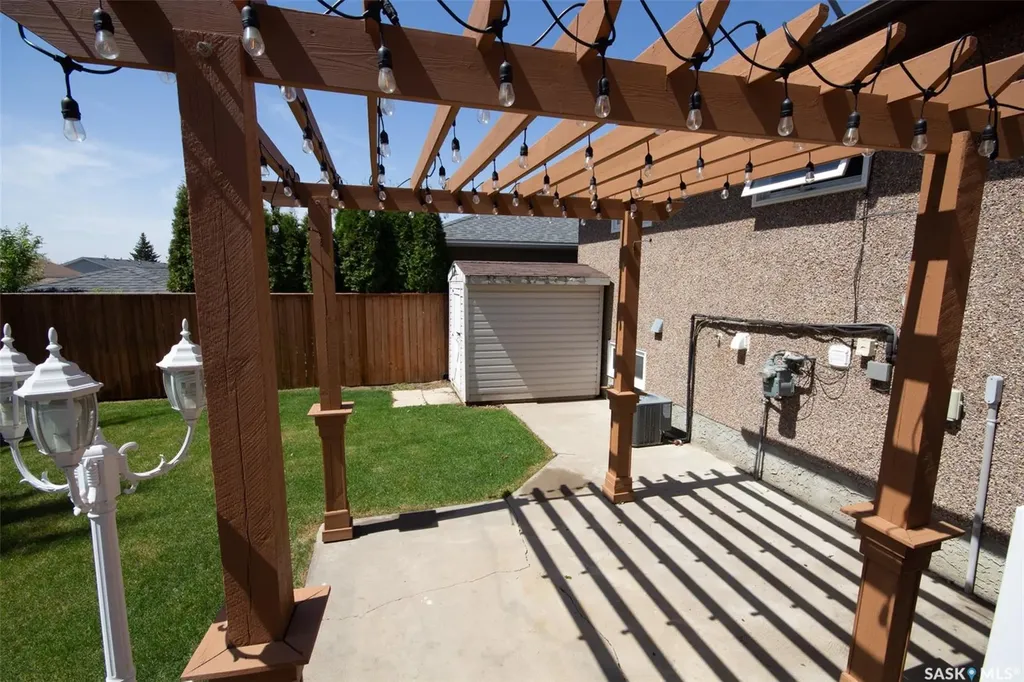 10314 Bunce Crescent North Battleford SK S9A 3Y4