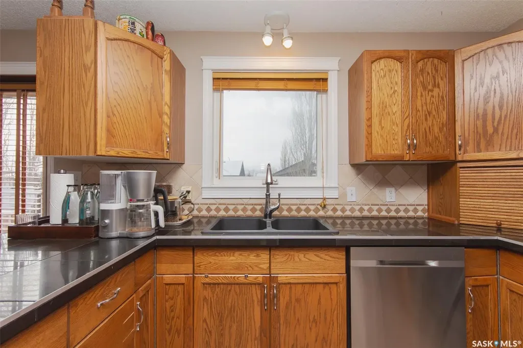 10314 Bunce Crescent North Battleford SK S9A 3Y4