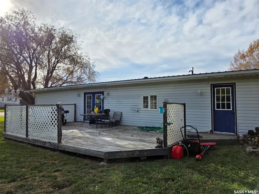 720 Maple Drive Esterhazy SK S0A 0X0
