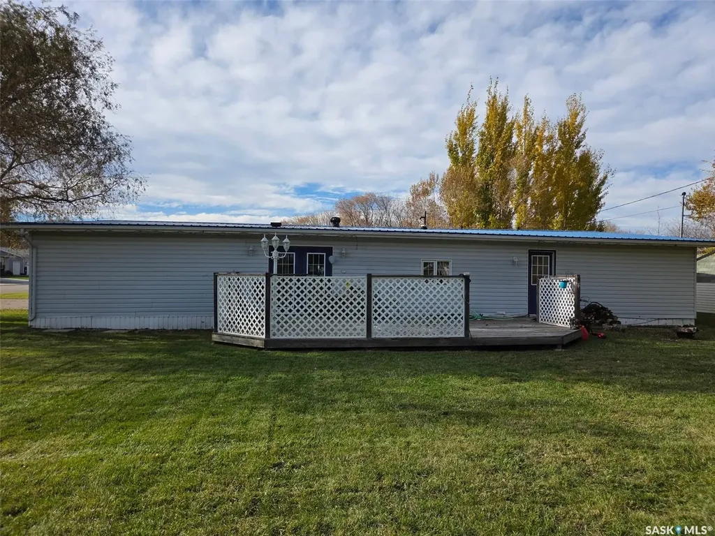 720 Maple Drive Esterhazy SK S0A 0X0