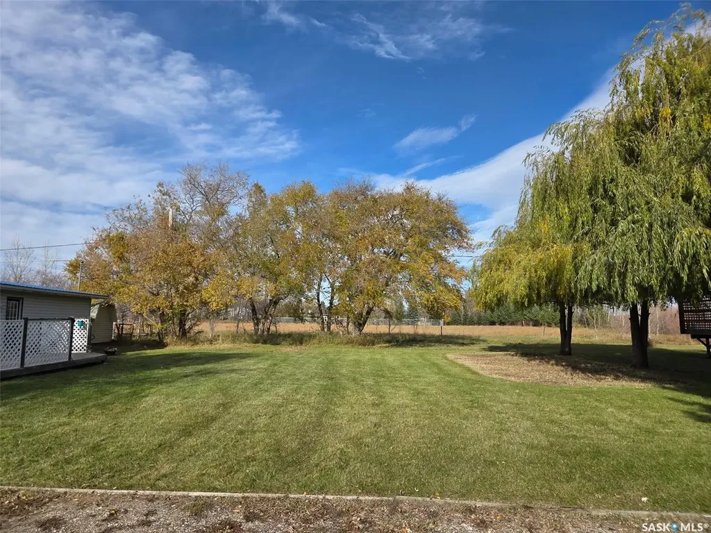 720 Maple Drive Esterhazy SK S0A 0X0