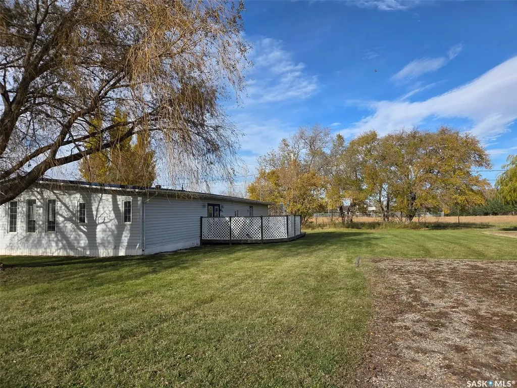 720 Maple Drive Esterhazy SK S0A 0X0