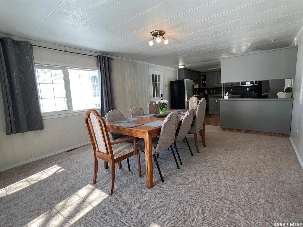 720 Maple Drive Esterhazy SK S0A 0X0