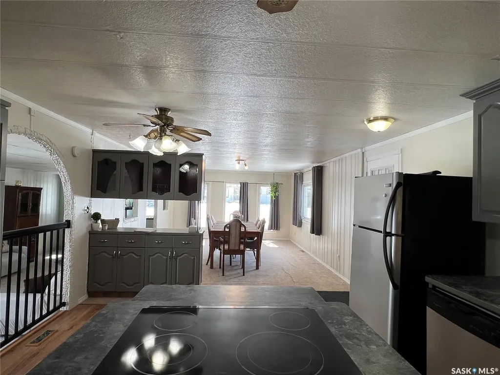 720 Maple Drive Esterhazy SK S0A 0X0