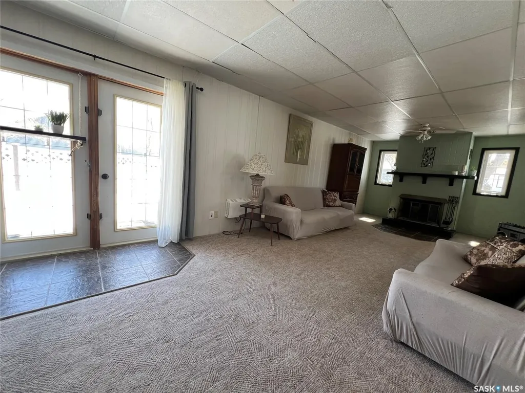 720 Maple Drive Esterhazy SK S0A 0X0