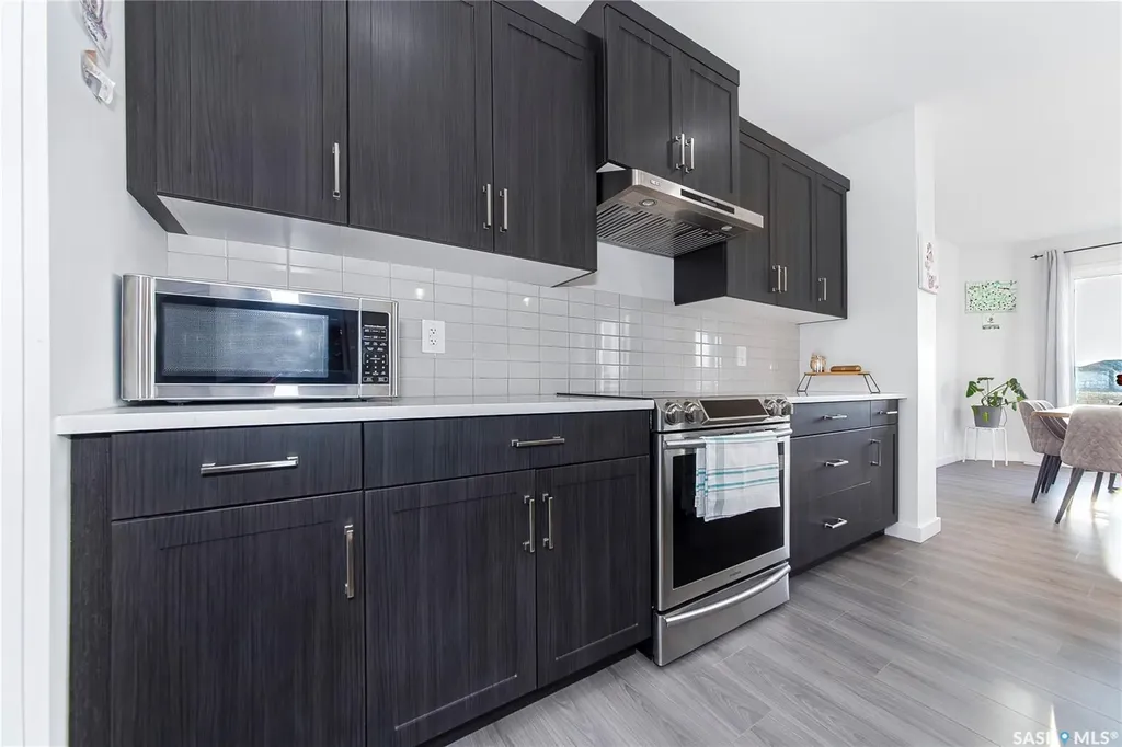 1038 Childers Court Saskatoon SK S7L 6T8