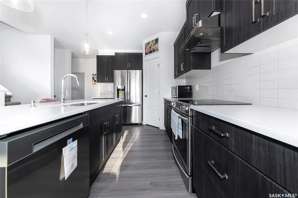 1038 Childers Court Saskatoon SK S7L 6T8