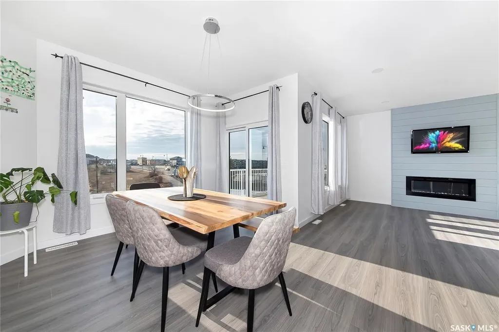 1038 Childers Court Saskatoon SK S7L 6T8